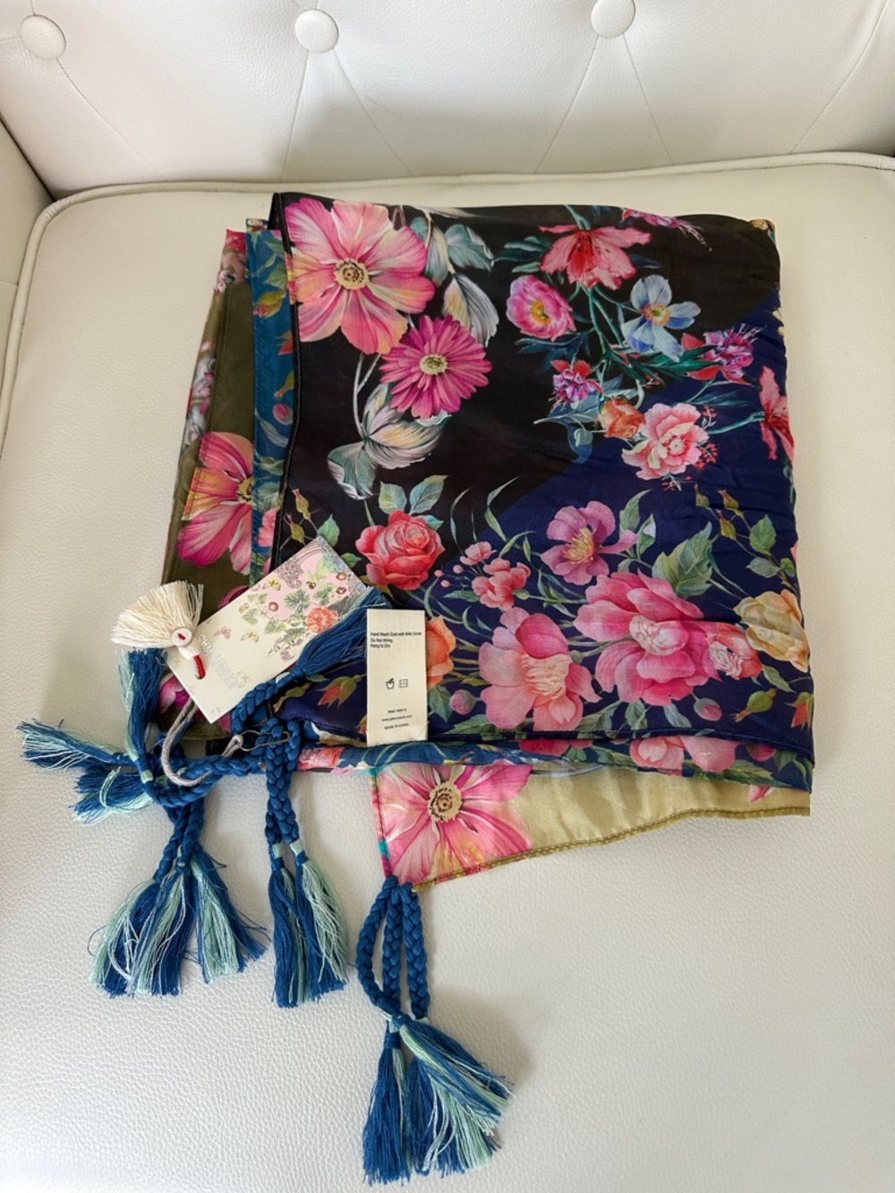 JOHNNY WAS NEUTRA SCARF 💯 SILK Vibrant Floral scarf. Brand New, Summer Must Have - Picture 13 of 17